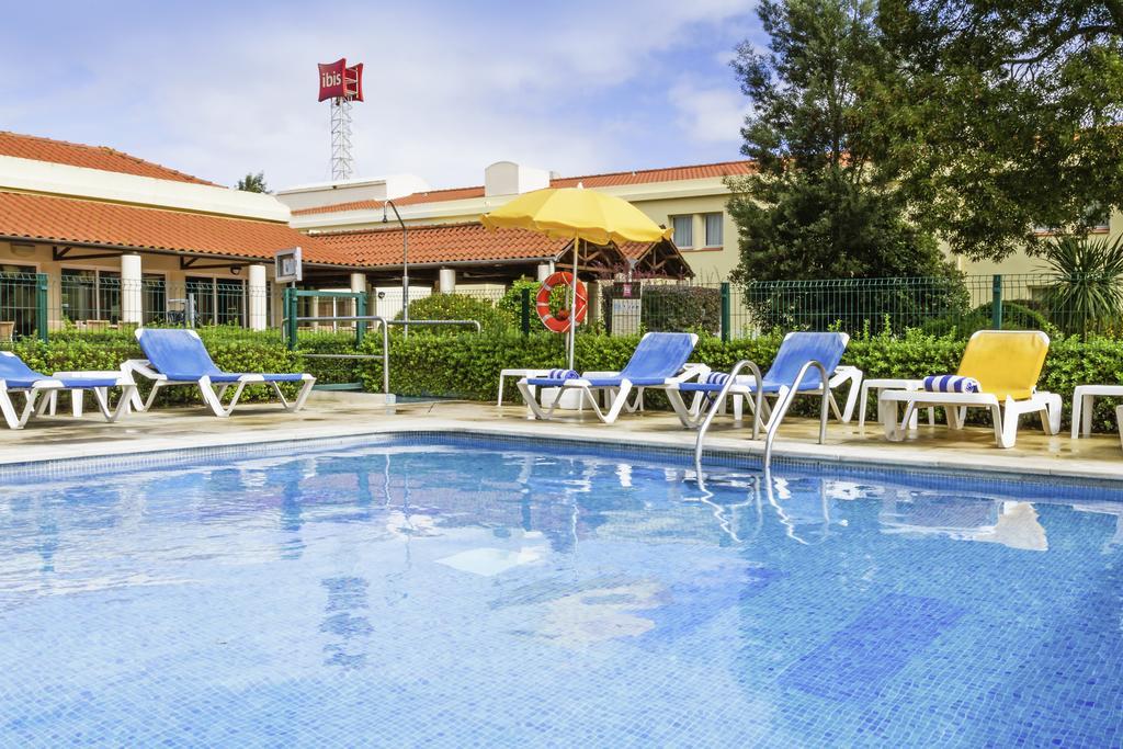 Hotel Ibis שטובל מראה חיצוני תמונה