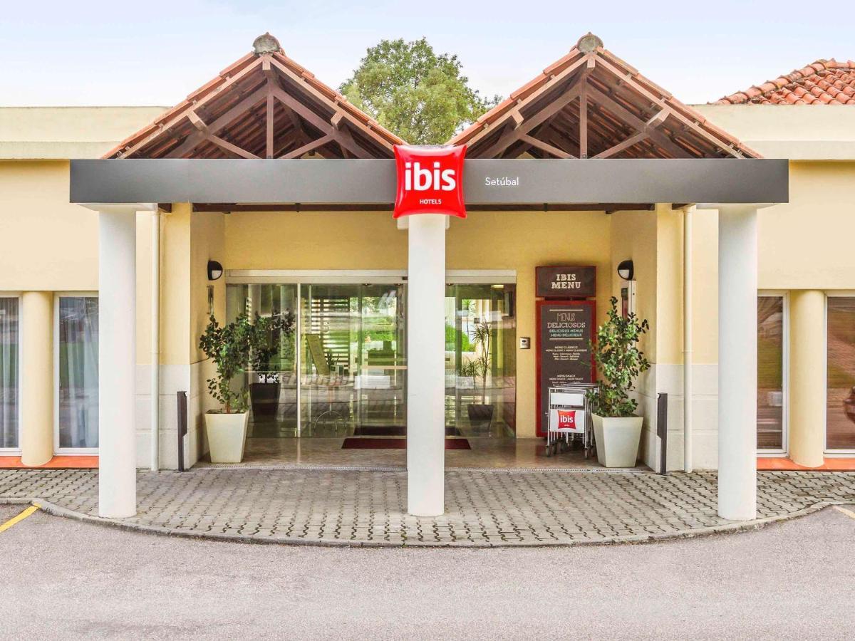 Hotel Ibis שטובל מראה חיצוני תמונה